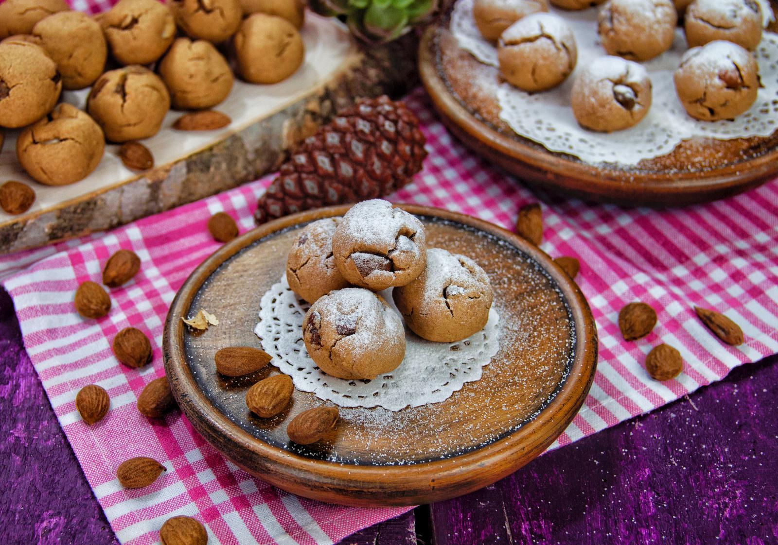 Kavrulmuş Efi Badem Kurabiyesi Tarifi - 2