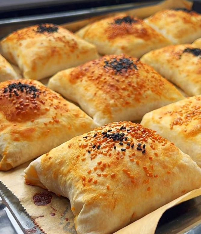 Nefis Patatesli Börek Tarifi - 3