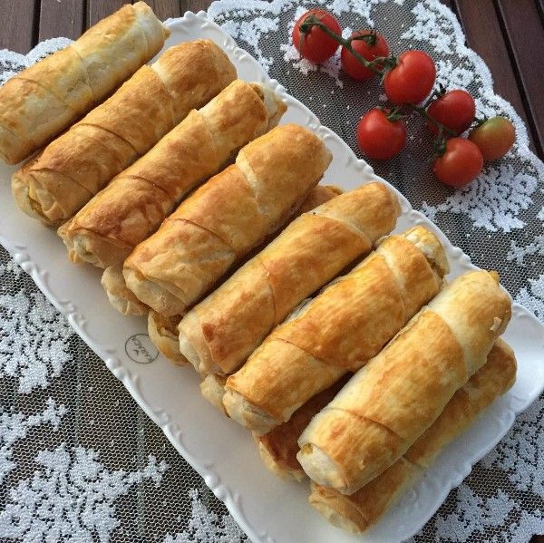 Peynirli Unlu Çıtır Börek Tarifi - 4