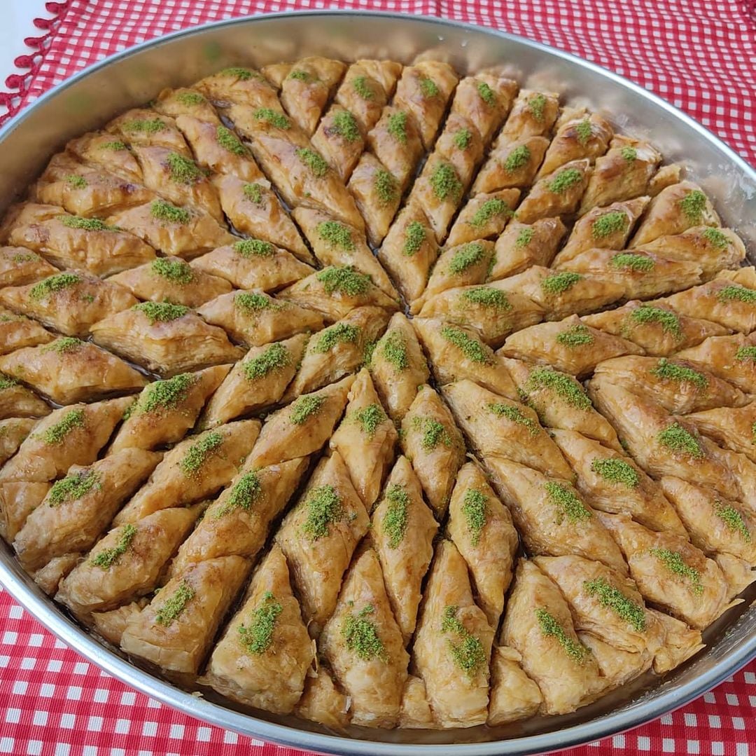 Tam Ölçülü Baklava Tarifi - 1