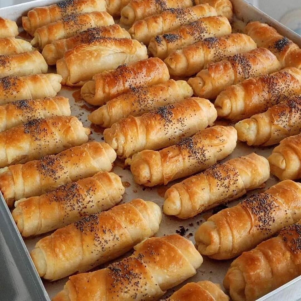 Kıymalı Patatesli Börek Tarifi - 1