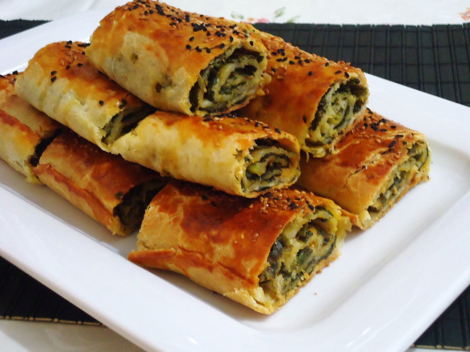 Baklava Yufkasından Börek Tarifi - 7