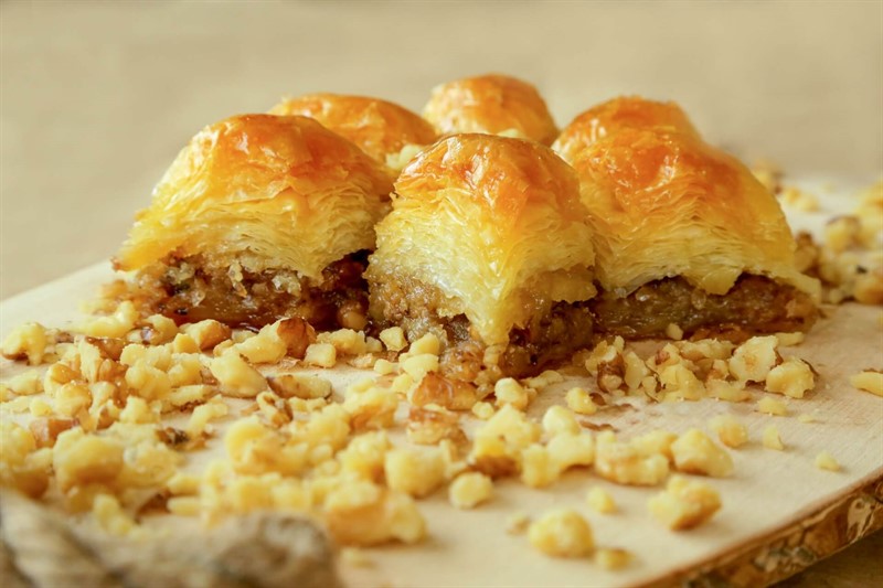 Baklava Yufkasından Cevizli Baklava - 6