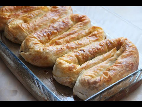 Baklava Yufkasından Kıymalı Çıtır Börek Tarifi - 5