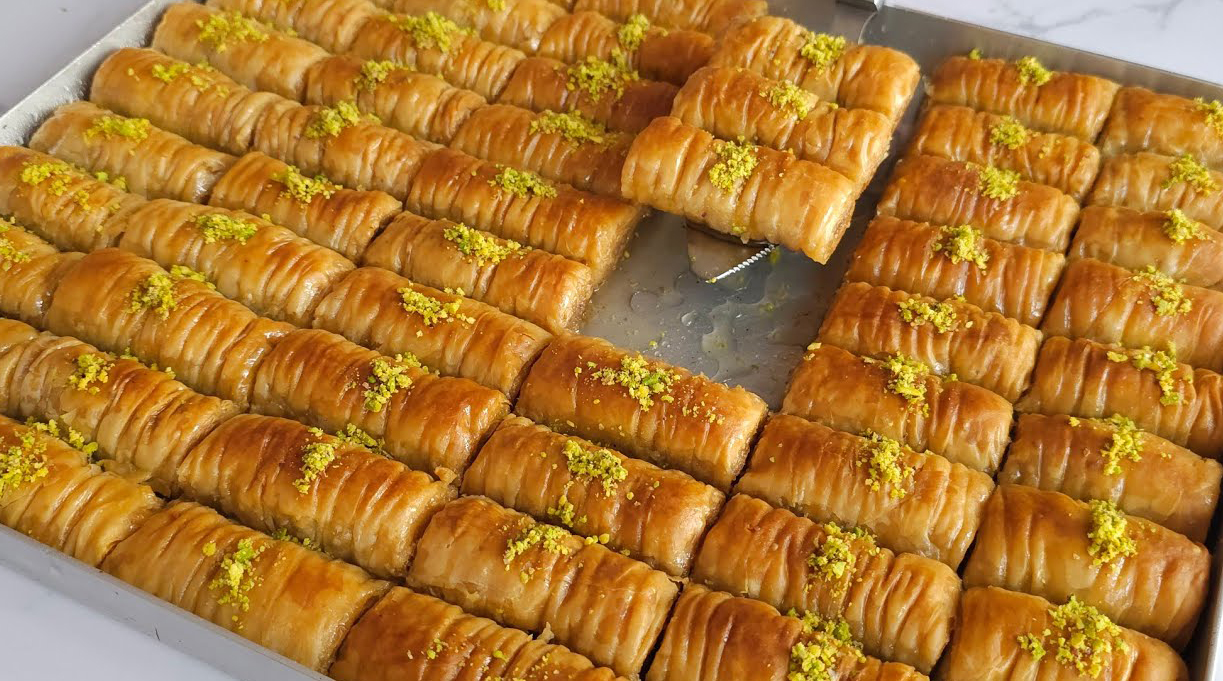 Ev Yapımı Cevizli Burma Baklava Tarifi - 4