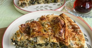 El Açması Nefis Ispanaklı Börek Tarifi