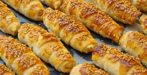 Sirkeli Peynirli Çıtır Börek Tarifi 