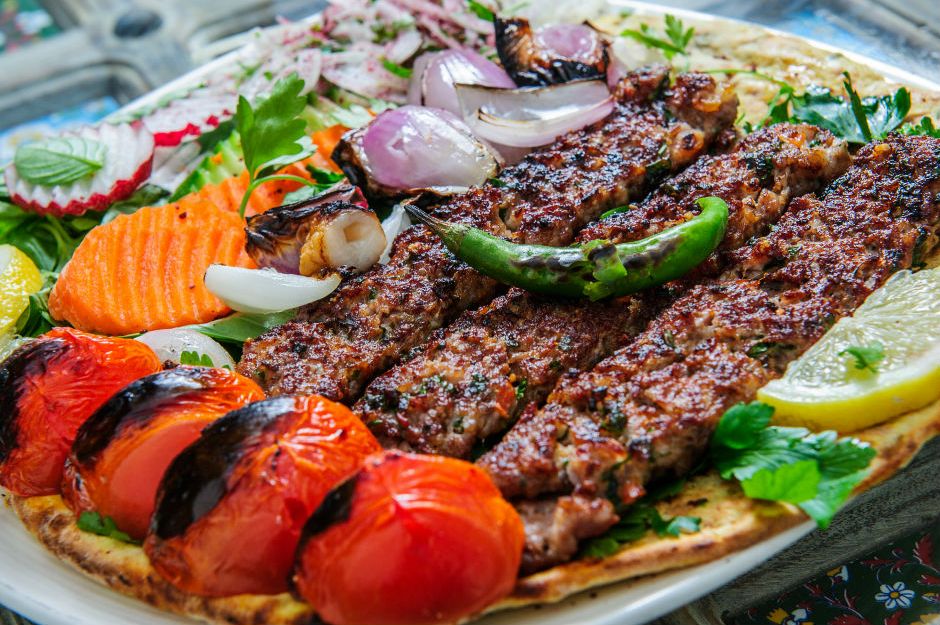 Ev Usulü Urfa Kebabı Tarifi - 4