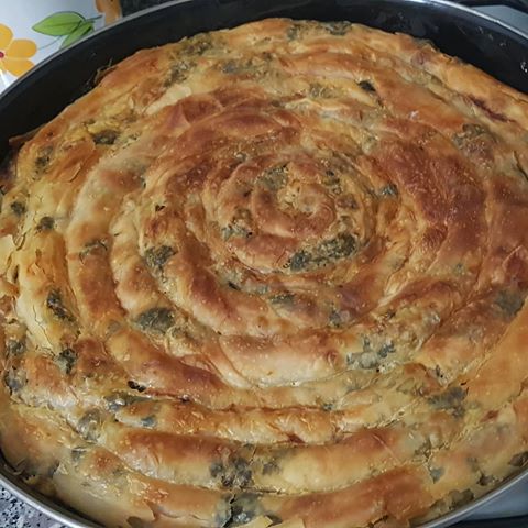 Ispanaklı El Açması Katmer Börek Tarifi - 2