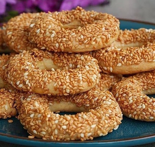 Kıyır Kıyır Tam Ölçülü Simit Tarifi - 1