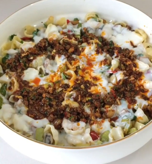 Kızartmalı Makarna Salatası Tarifi - 1