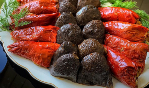 Antep Usulü Kuru Patlıcan ve Biber Dolma Tarifi - 3