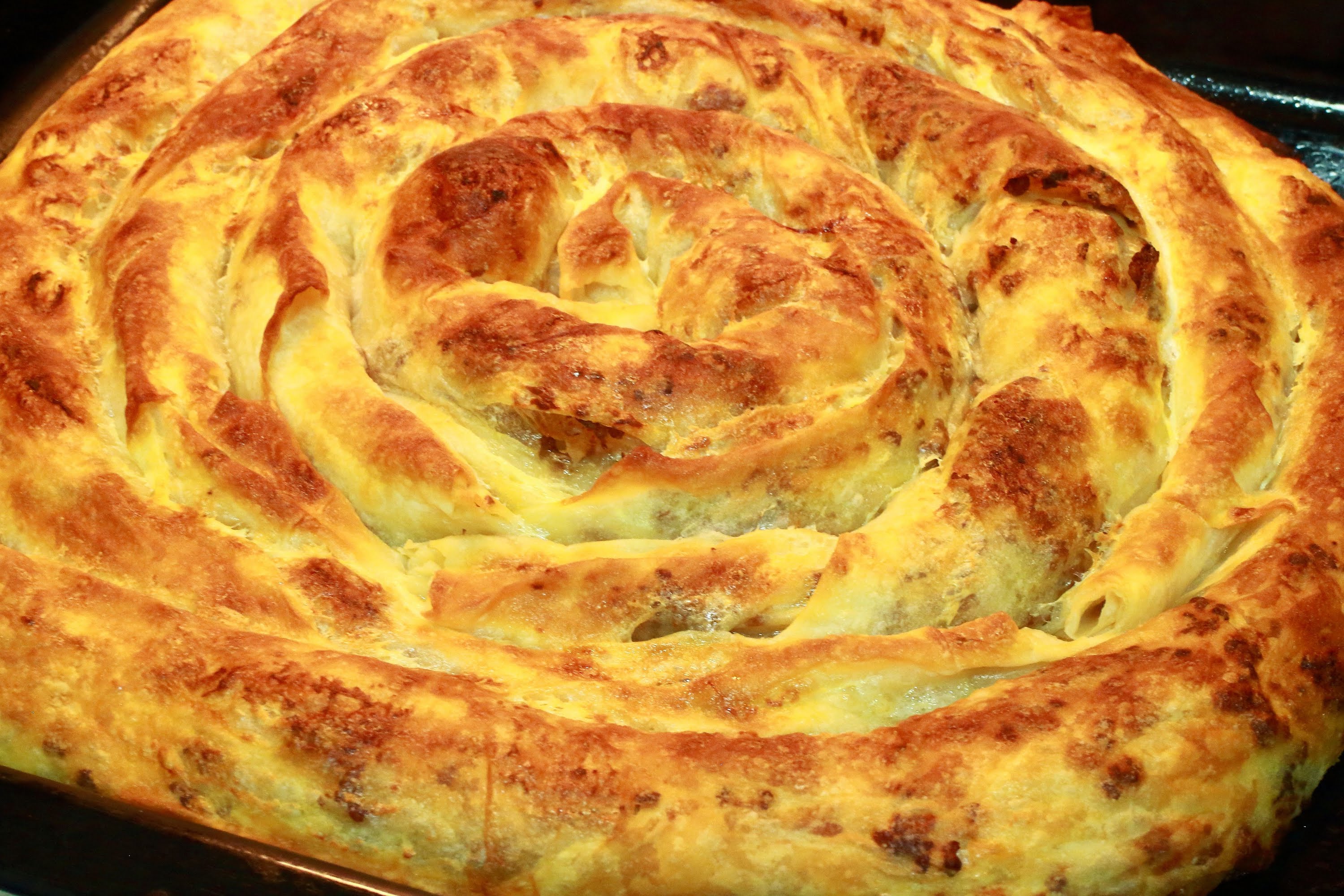 Kıymalı Börek Tarifi - 3