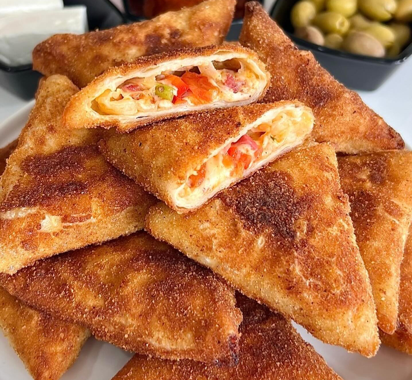 Pizza Tadında Muska Börek Tarifi - 3