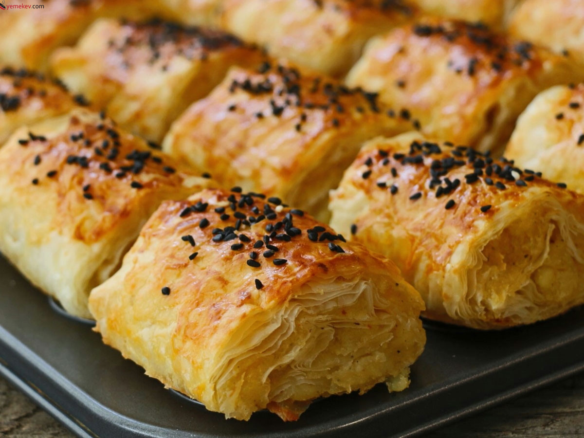 Patatesli El Açması Börek Tarifi - 6