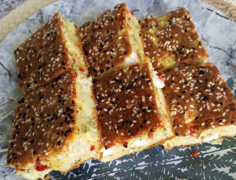 Börek Tadında Patatesli Peynirli Tuzlu Kek Tarifi - 1