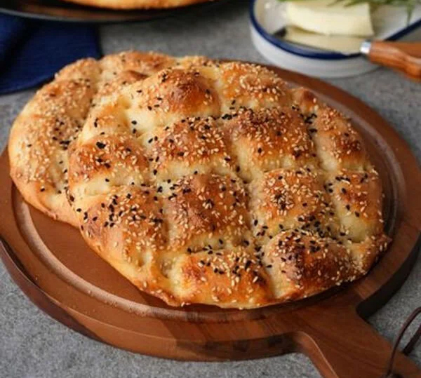 Susamlı Kolay Ramazan Pidesi Tarifi - 2