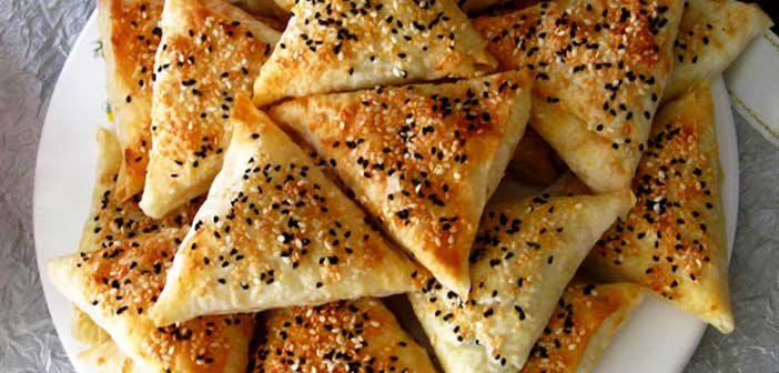 Susamlı Börek Tarifi - 3