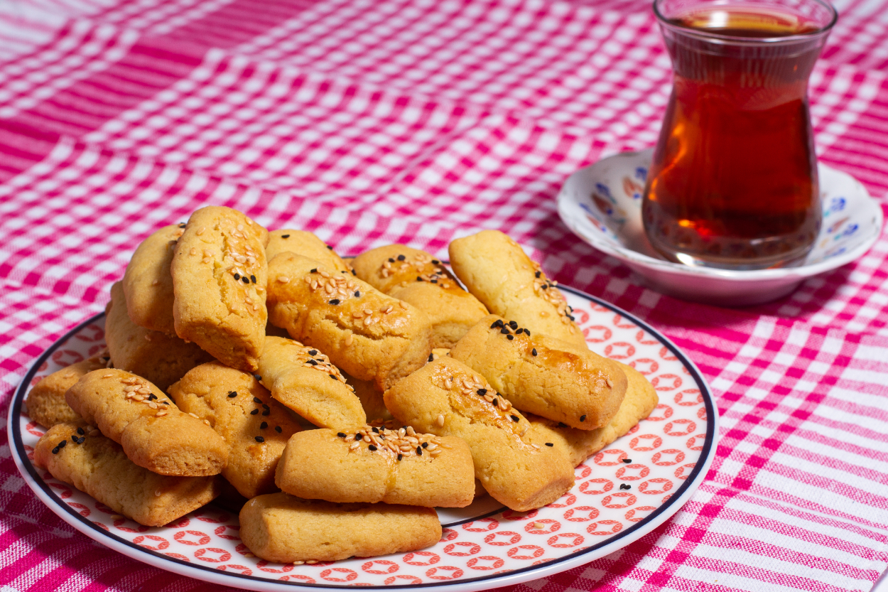 Tam Ölçülü Tuzlu Kurabiye Tarifi - 1