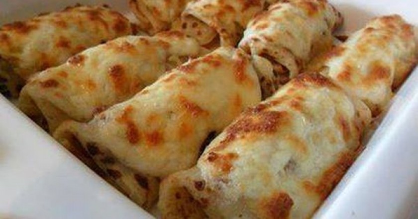 Tavuklu Sebzeli Beşamel Soslu Börek Tarifi - 7