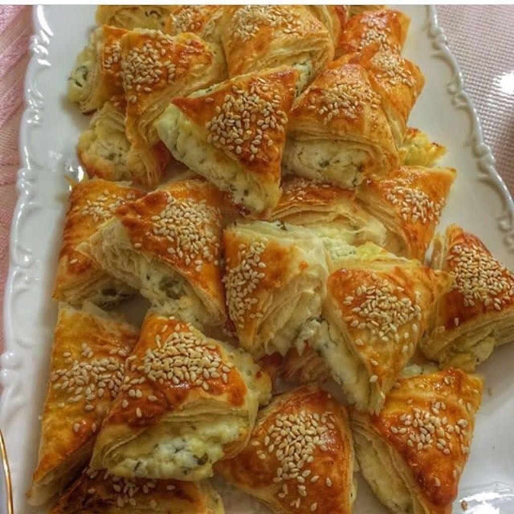 Tereyağlı Nişastalı Çıtır Börek Tarifi - 5