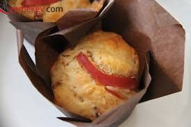 Salamlı Kahvaltılık Muffin Tarifi - 3