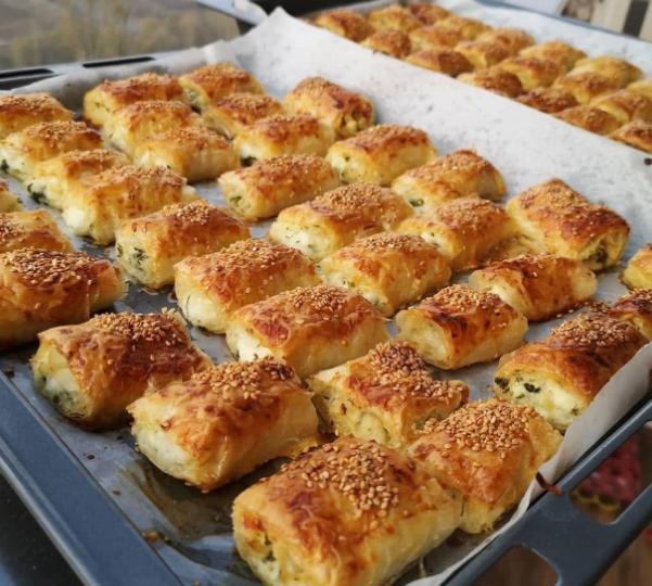 Peynirli Börek Tarifi - 4