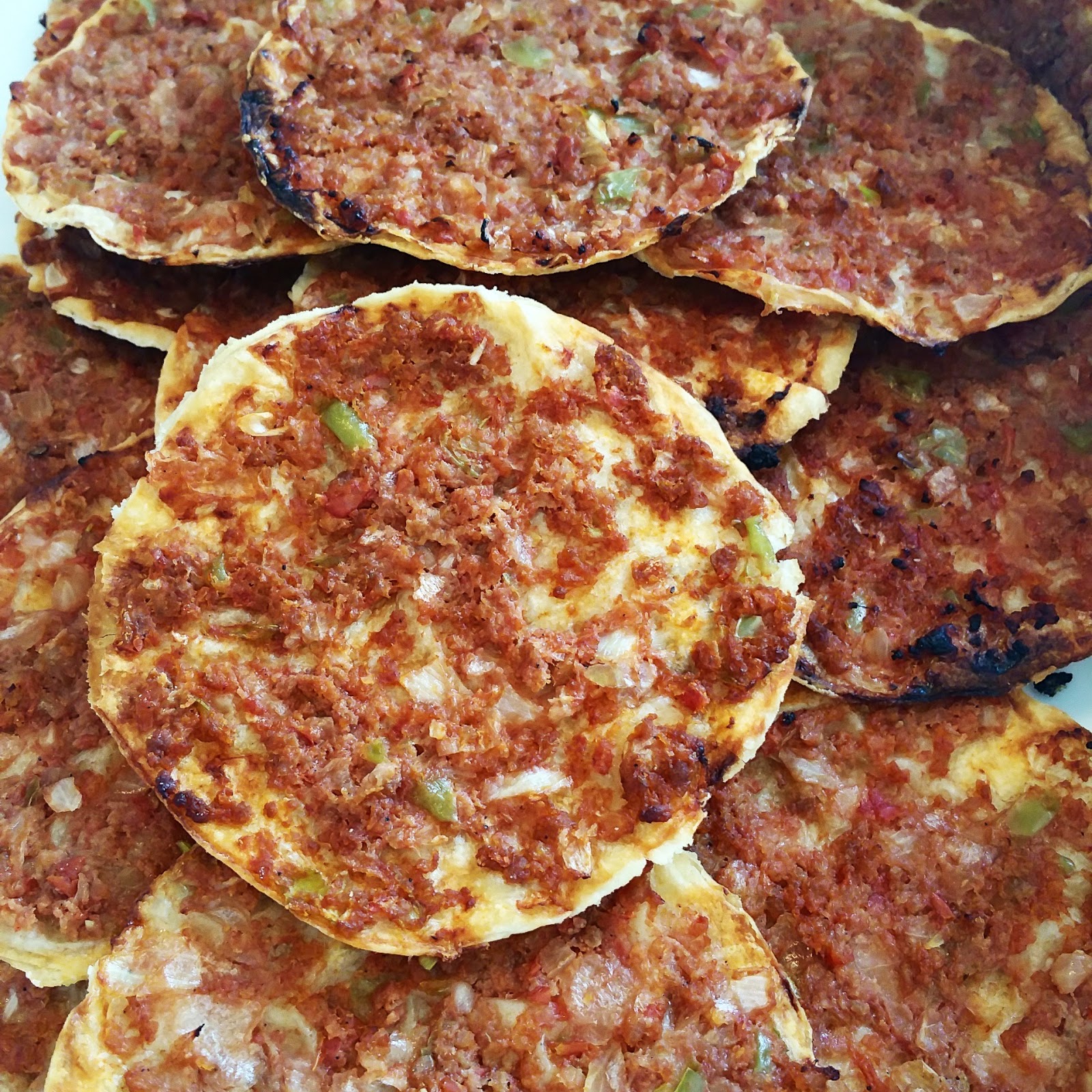 Yufkada Fındık Lahmacun Tarifi - 6